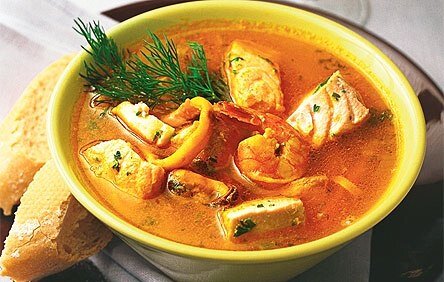 Рыбный суп с рисом и перцем