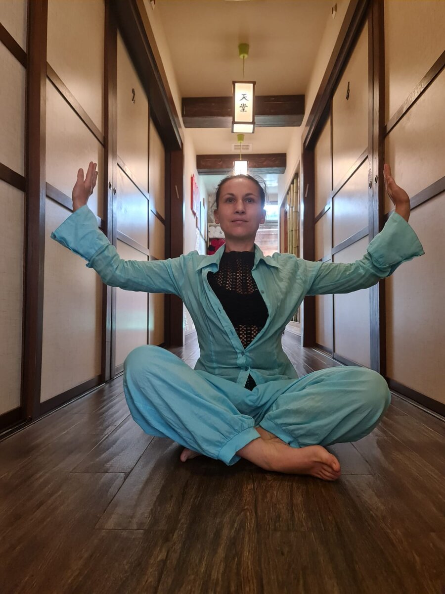 Наполняю помещение энергией Рэйки