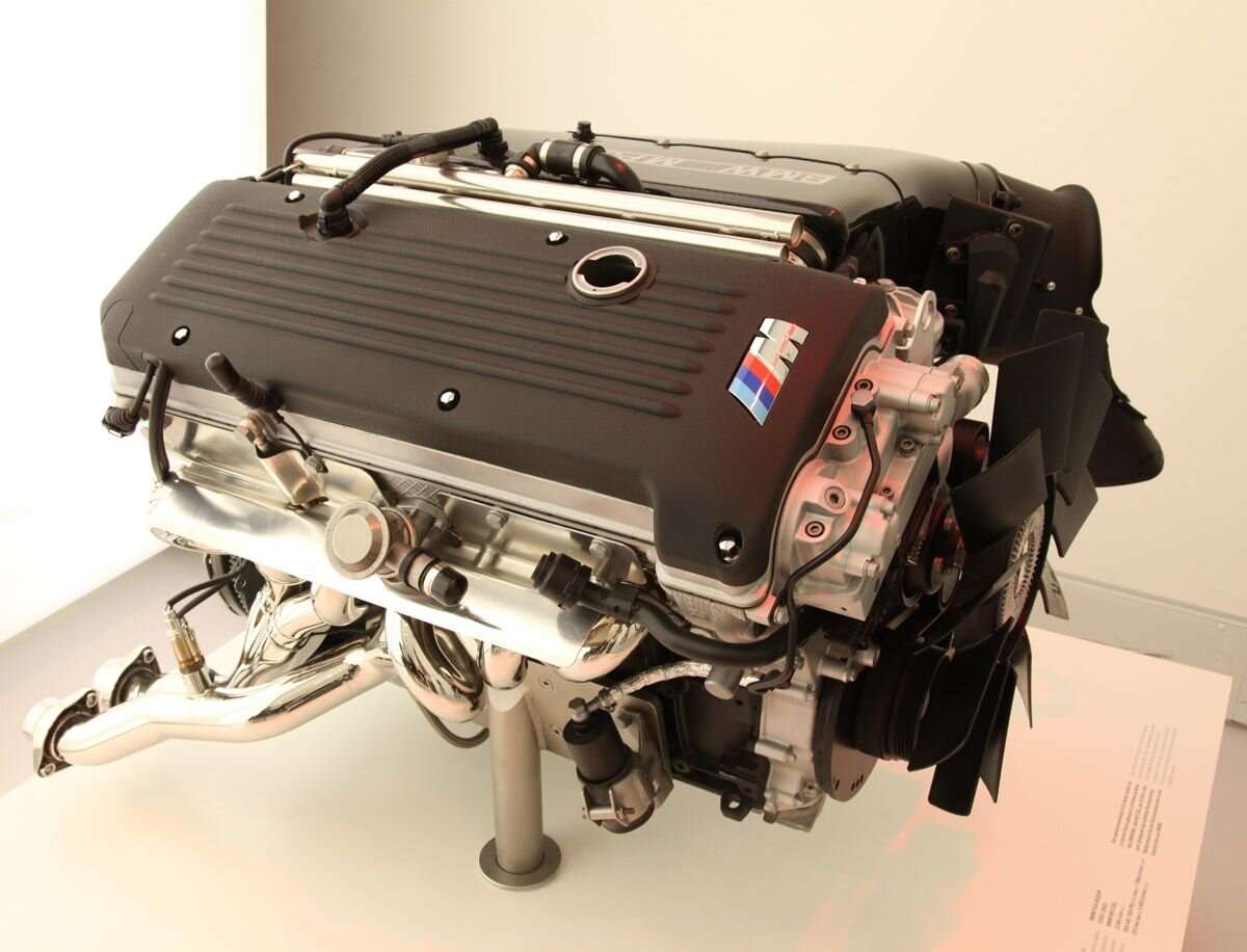 Двигатель б 54. Двигатель БМВ s54b32. BMW m54 4.4. BMW 3 m52. Двигатель BMW m3 e46.