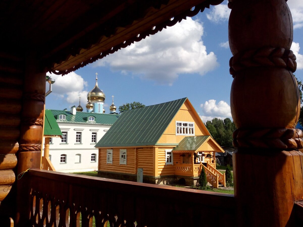 Никандрова пустынь в 2015г