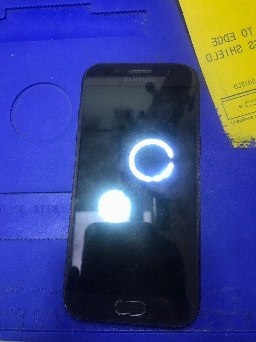 Samsung a520f не включается и не заряжается 