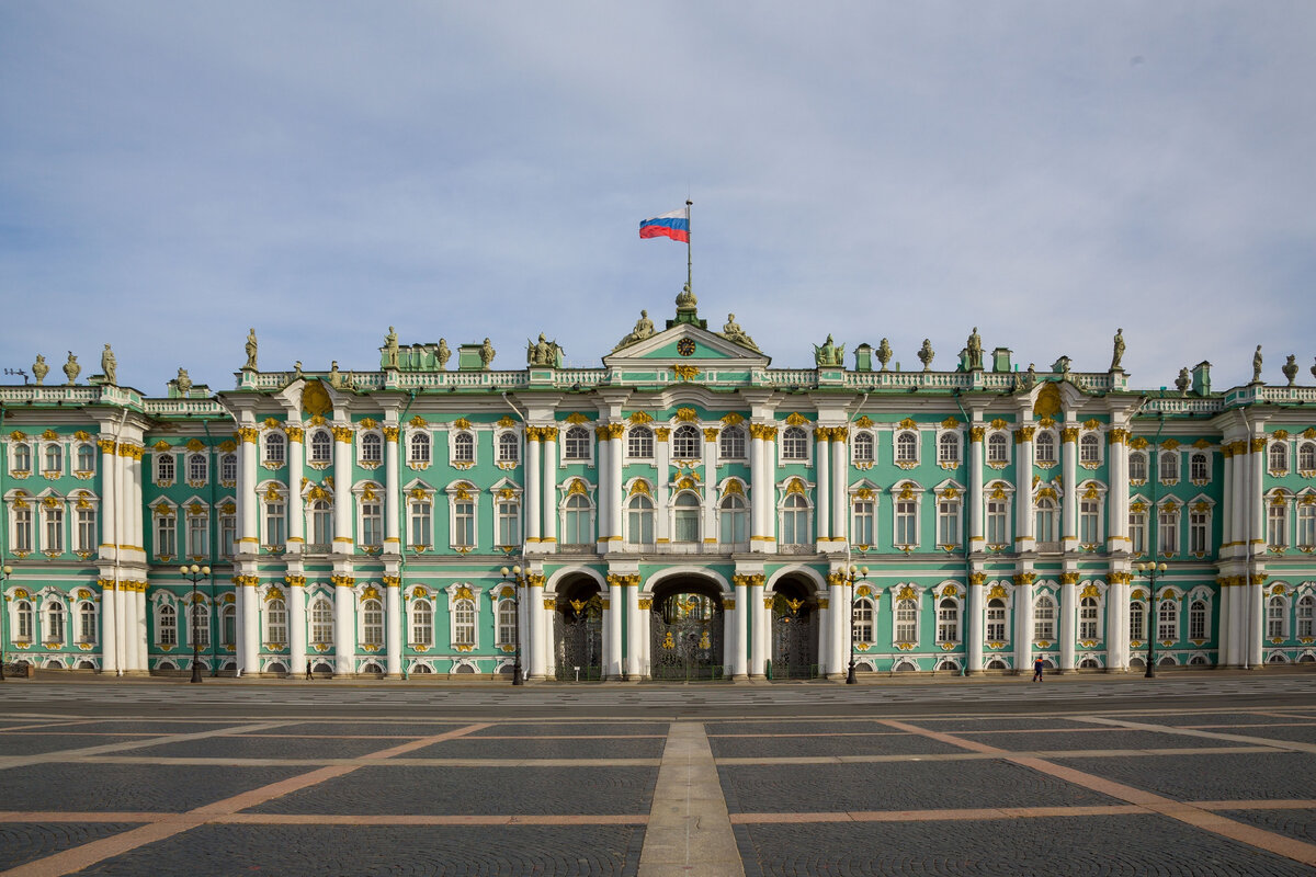 зимний дворец эрмитаж в санкт петербурге