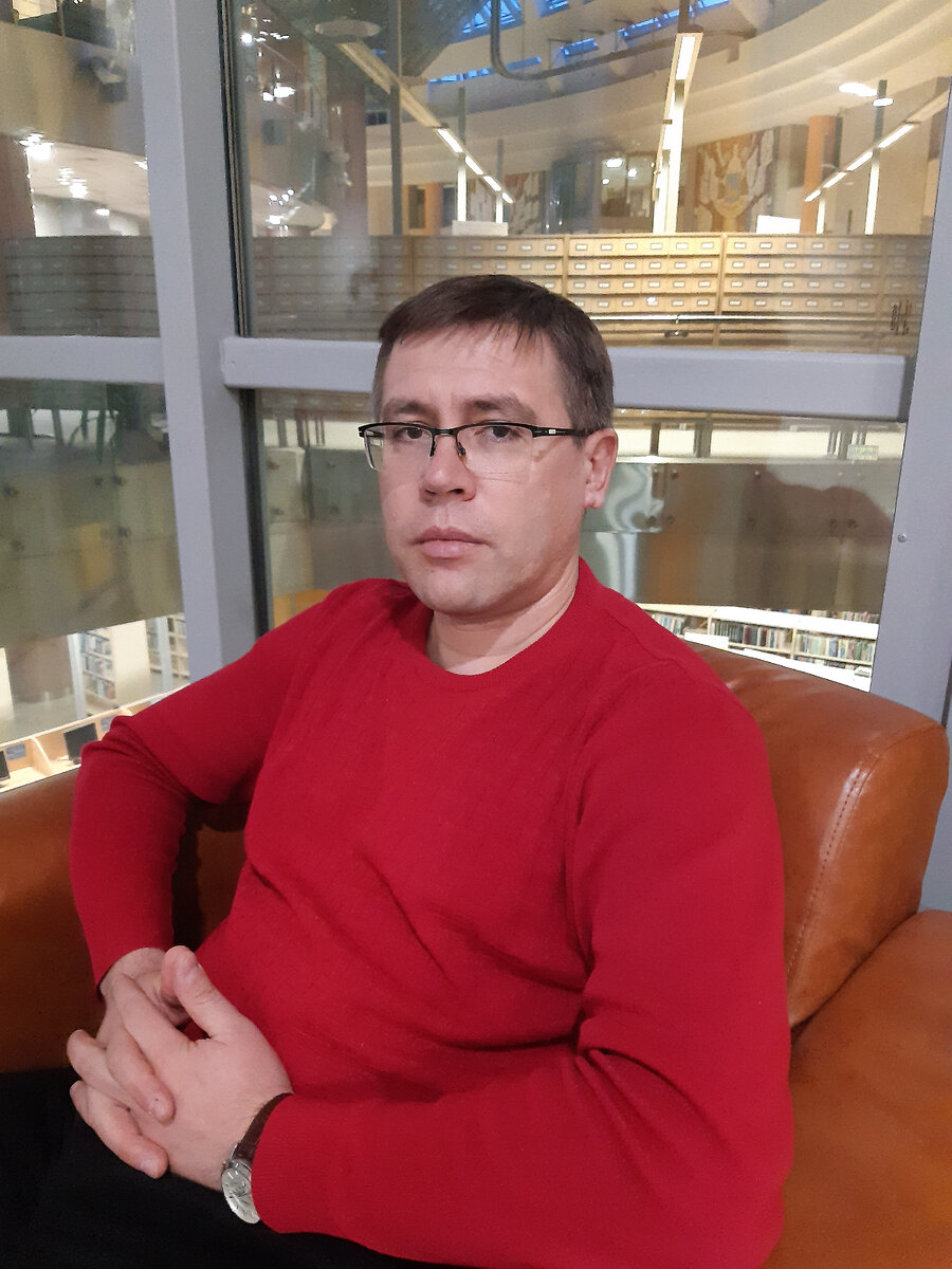 Максим Крот, исполняющий обязанности заведующего кафедрой специальных исторических дисциплин и изучения истории и обществознания
