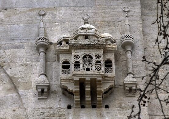 Эти архитектурные творения сложно назвать скворечниками/ © atlasobscura.com