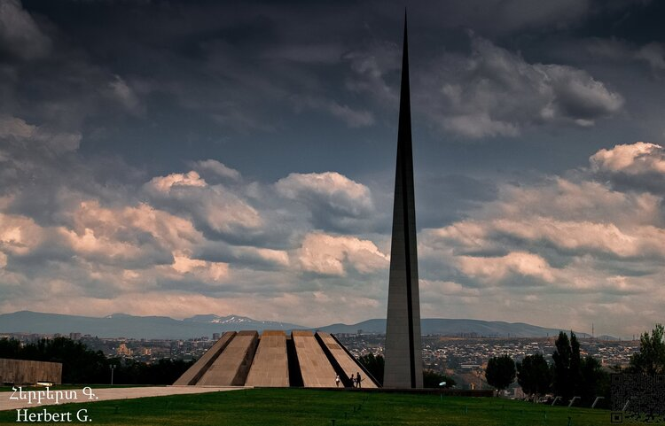 Цицернакаберд. Фото: armeniangc.com