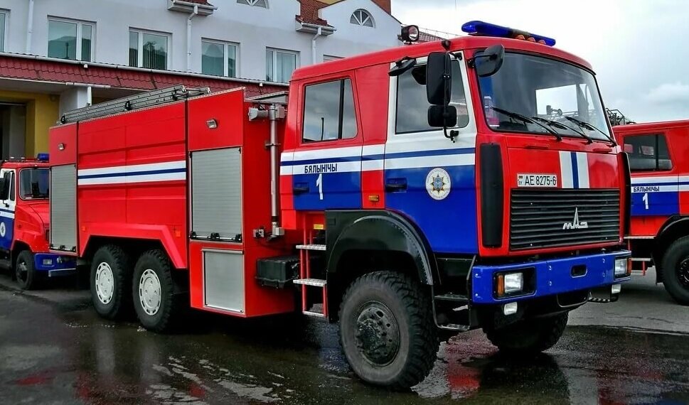 Автоцистерна пожарная АЦ-10,0-40 6317 на шасси МАЗ-6317X9