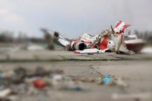 Вот что он о себе рассказал.
— За свою жизнь я пережил 7 катастроф – 7 раз был на грани смерти. Моя мама была на 7 месяце беременности, когда меня родила. Родила в море, в лодке, когда она с отцом была на рыбалке. Отец взял меня за голову, окунул в море и завернув в какое то тряпье повез на берег, в больницу, в которой врачи сразу предупредили что мне осталось недолго дышать на этом свете. Мама понесла меня в церковь. В церкви, на тряпки в которые я был завернут, побрызгали святой водой, и я ожил. Это было первое чудо в моей жизни.