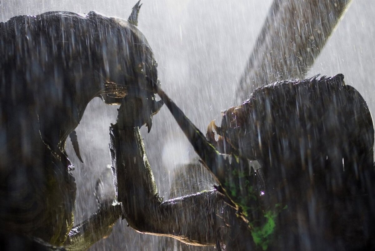 в фильме много воды... очень много, как реальной, так и сценарной