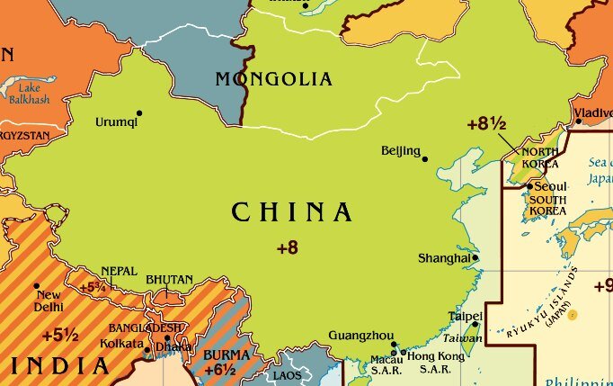 Разница между москвой и пекином во времени. Часовая карта Китая. Часовые пояса Китая на карте. Временные зоны Китая. Часовые зоны в Китае.