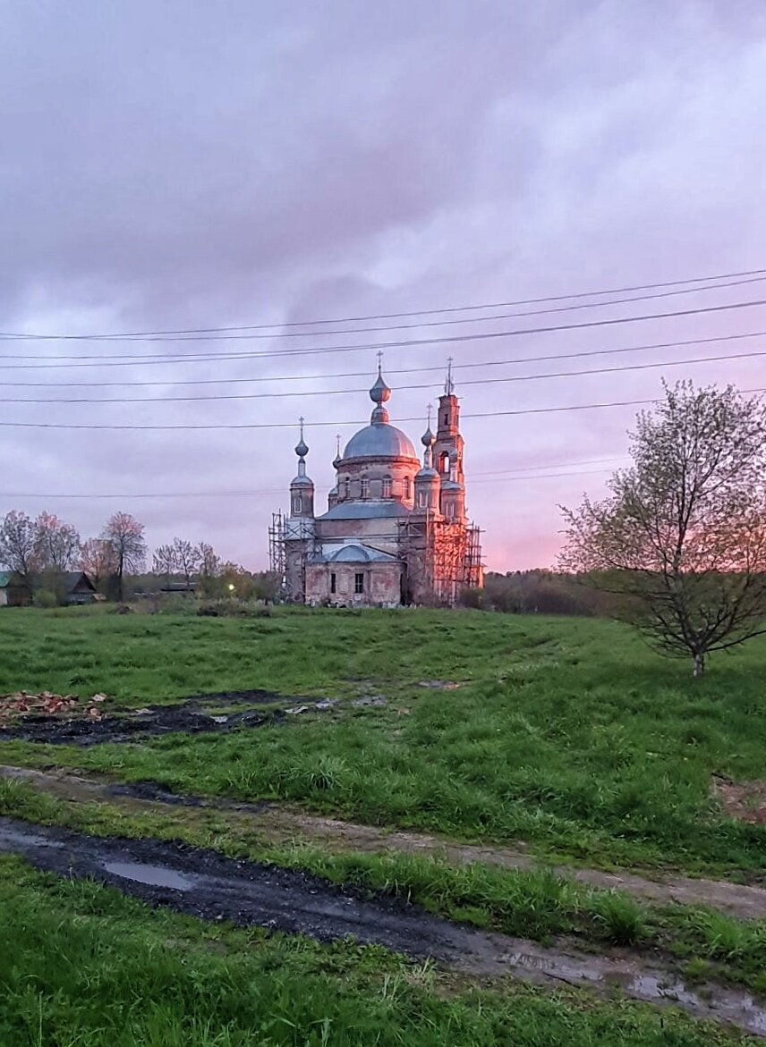 Святой село Воскресенское Лежневский район