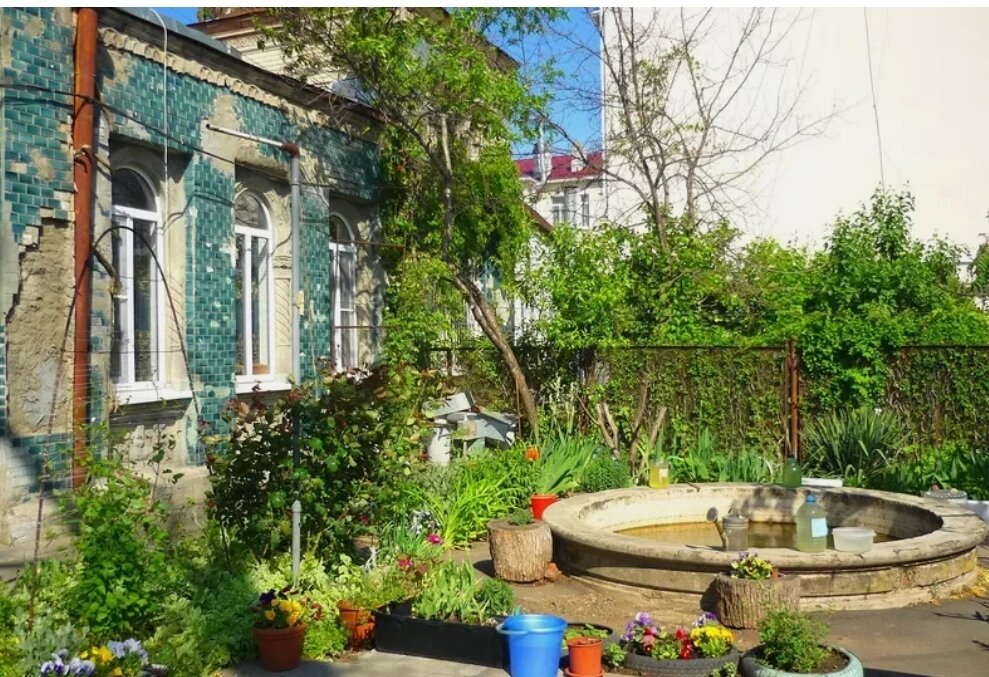 Уму непостижимо, как можно было погубить былую красоту