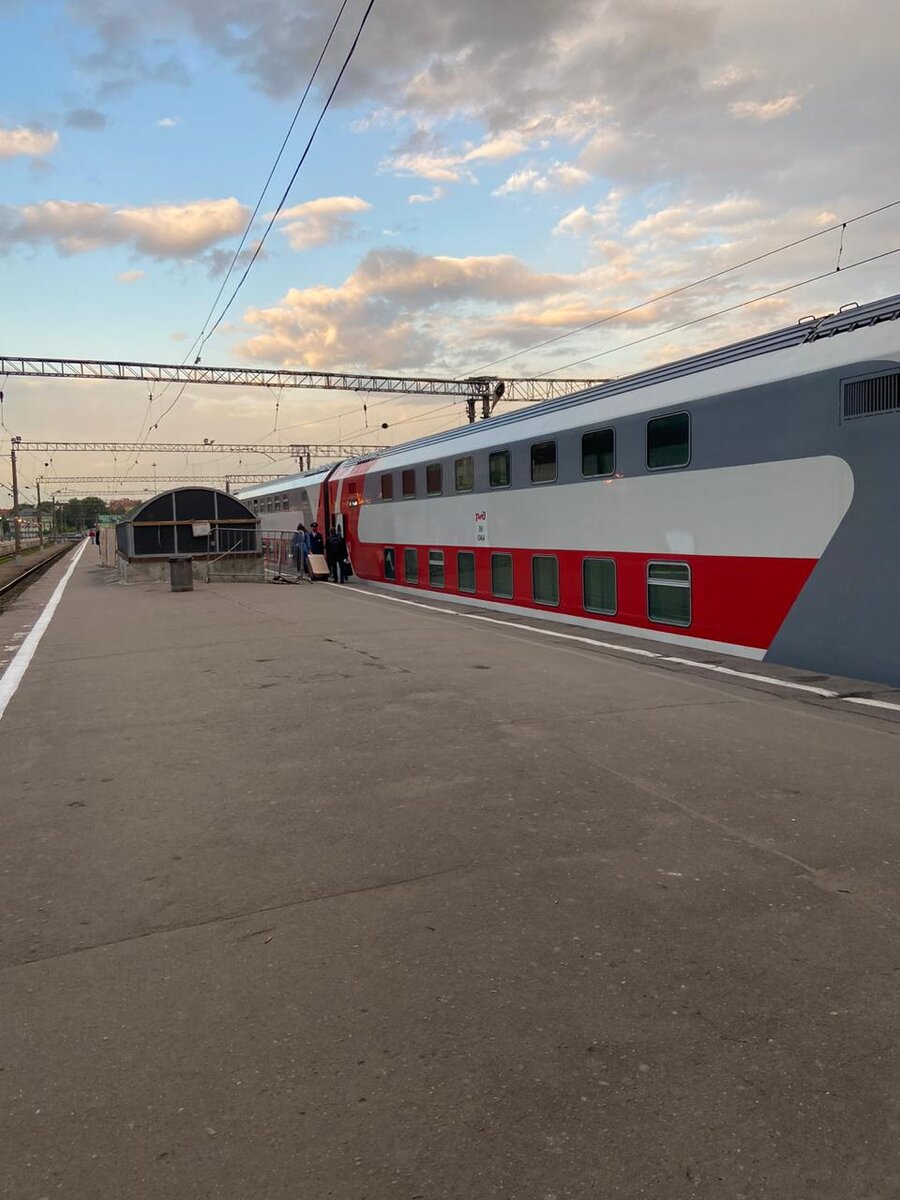 перрон казанского вокзала в москве