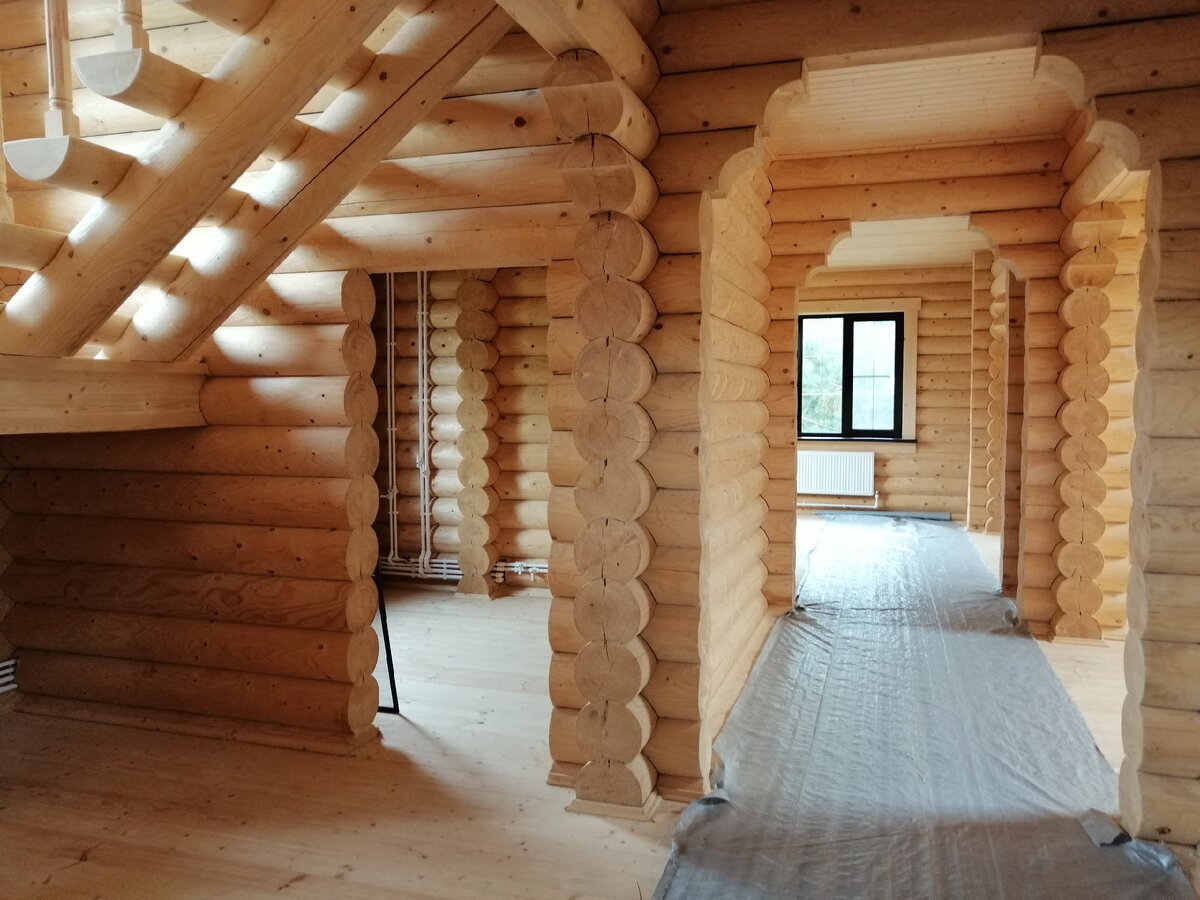 Некоторые очень любят дерево как естественный, экологичный материал. Фото: Мир Квартир