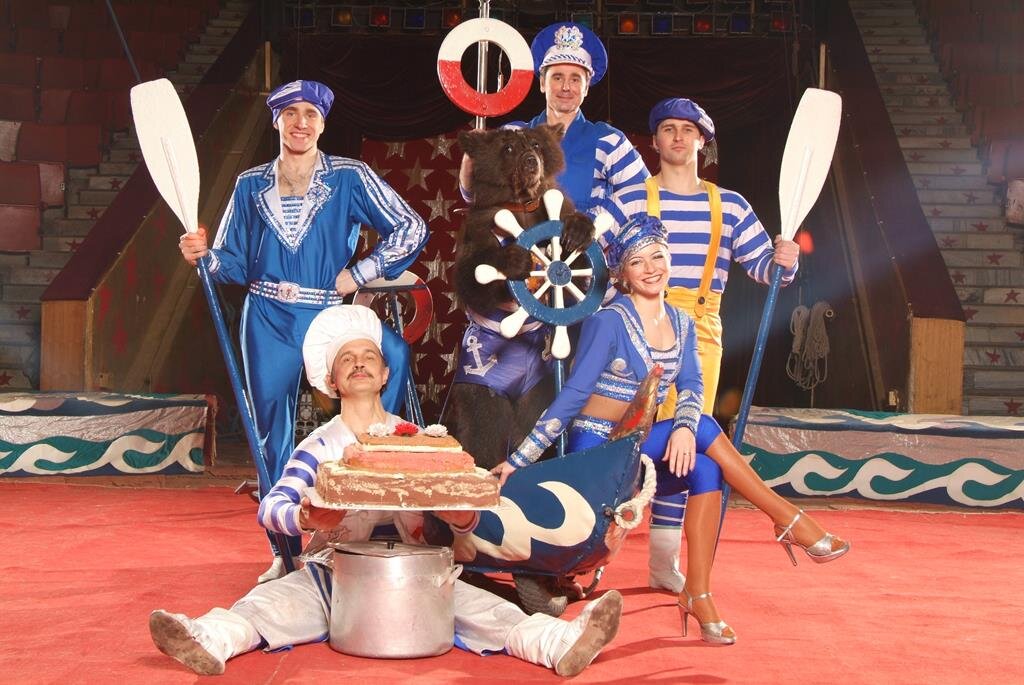 ДИНАСТИЯ ИВАНОВЫХ