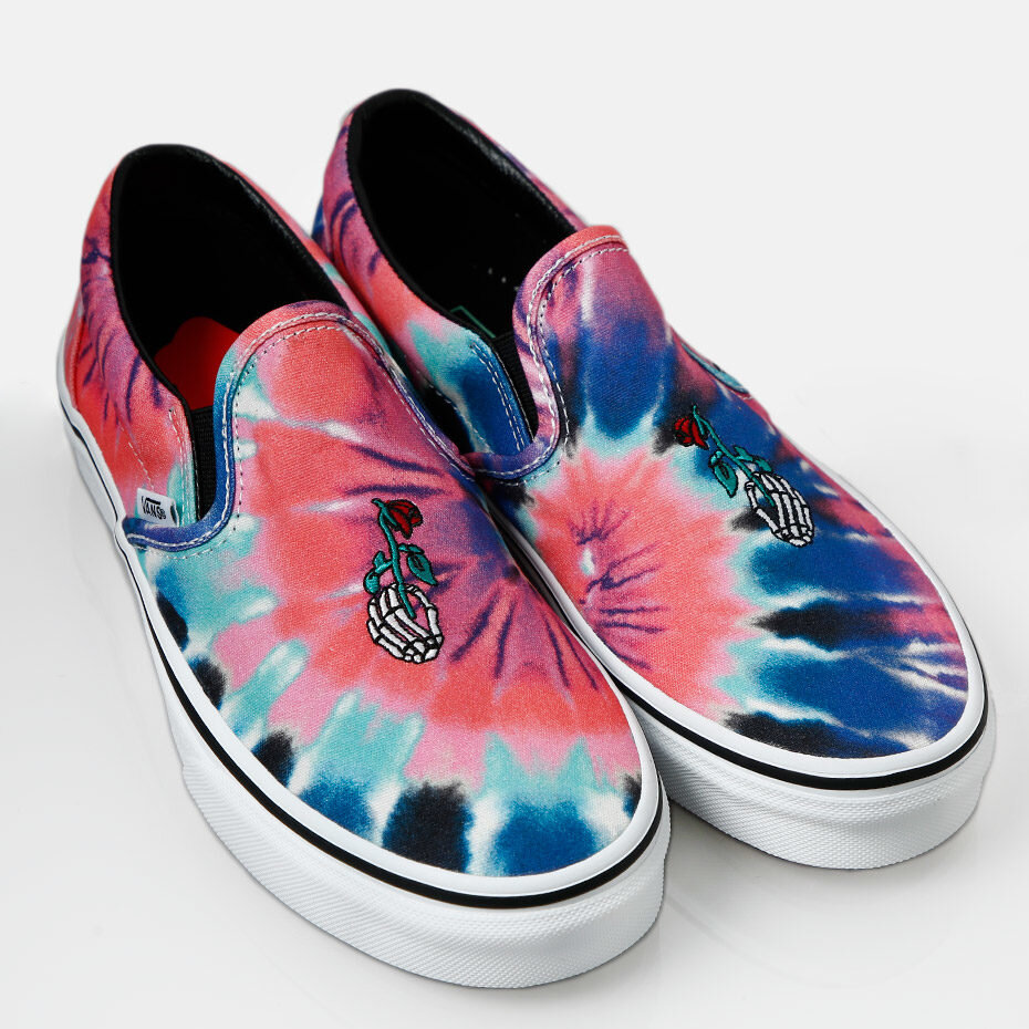 Магазин YOOX/  Vans Classic Slip On 4400р