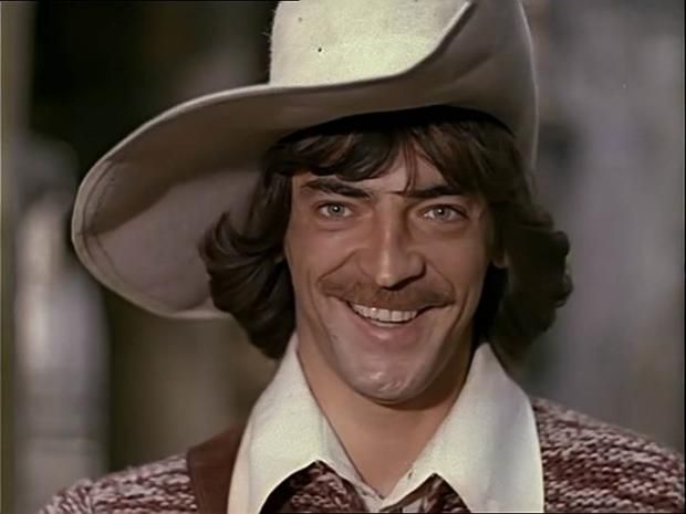 Михаил Боярский в роли Д,Артаньяна. Фото с сайта  www.pinterest.ru