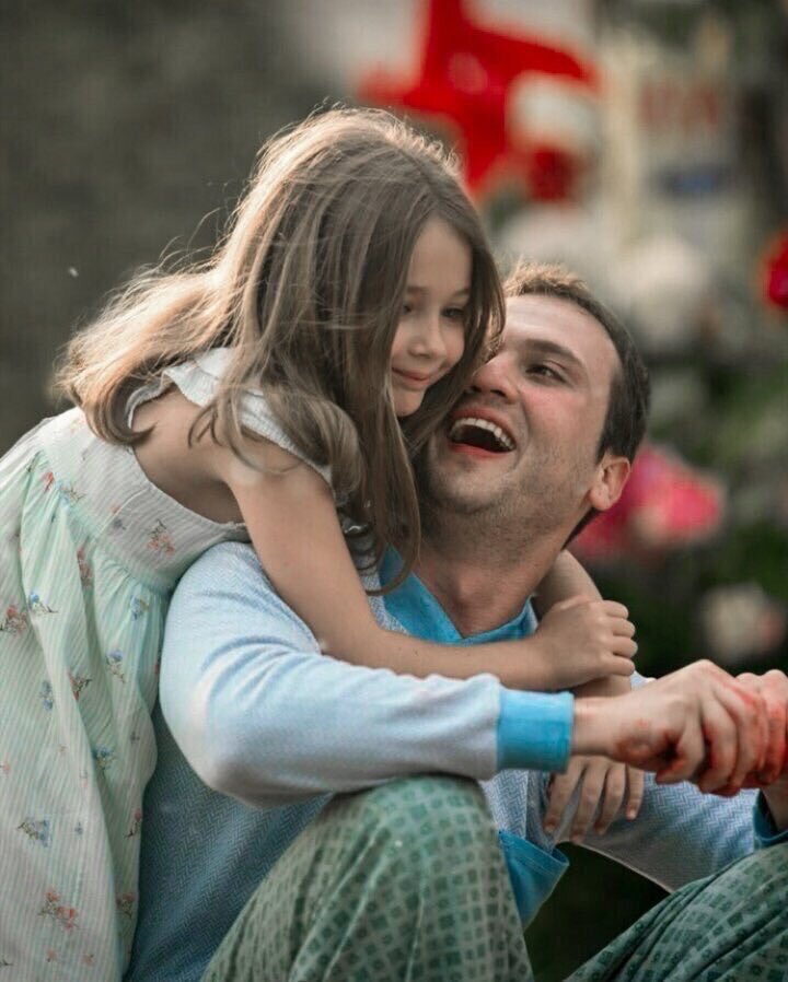 Первый раз смотрю турецкий фильм, но такой игры актёров и «вживления» в роль в Голливуде увидишь в одном фильме на миллиард 👏