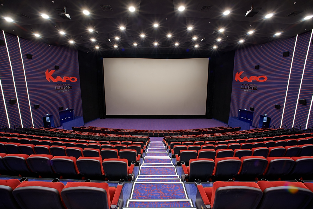 Kapo Vegas 22. Каро Vegas 22 кинотеатр. Кинотеатр Вегас Красногорск Каро. Каро кинотеатр Новосибирск зал.