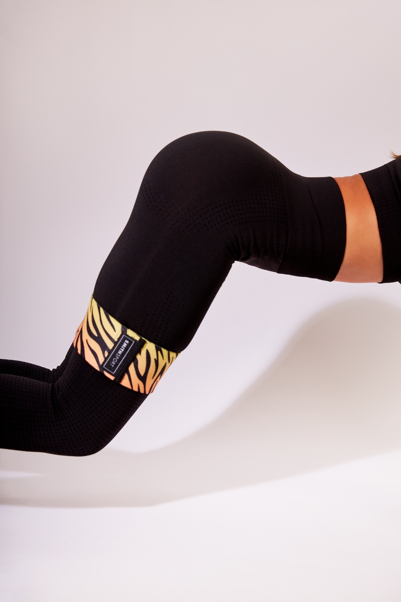 Ознакомиться с ассортиментом костюмов и фитнес резинок: https://smithfit.ru/