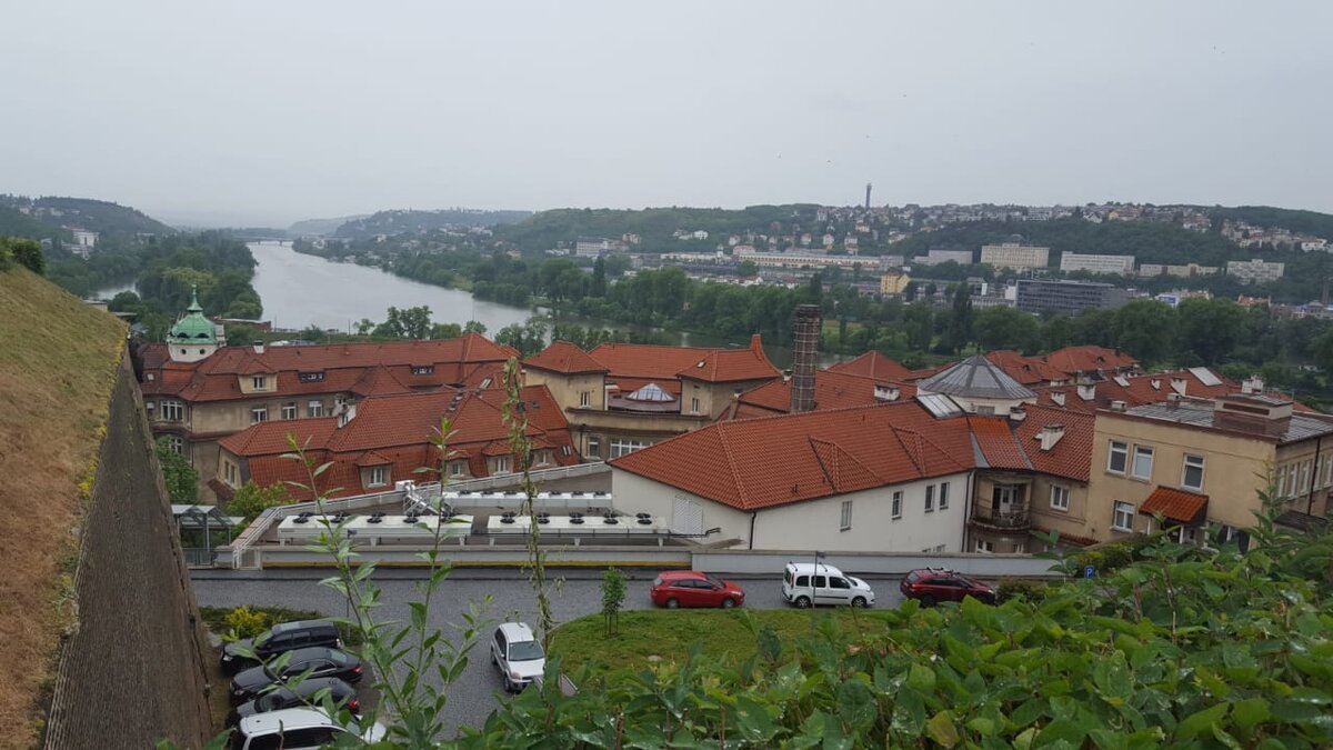 Черепичные крыши Праги