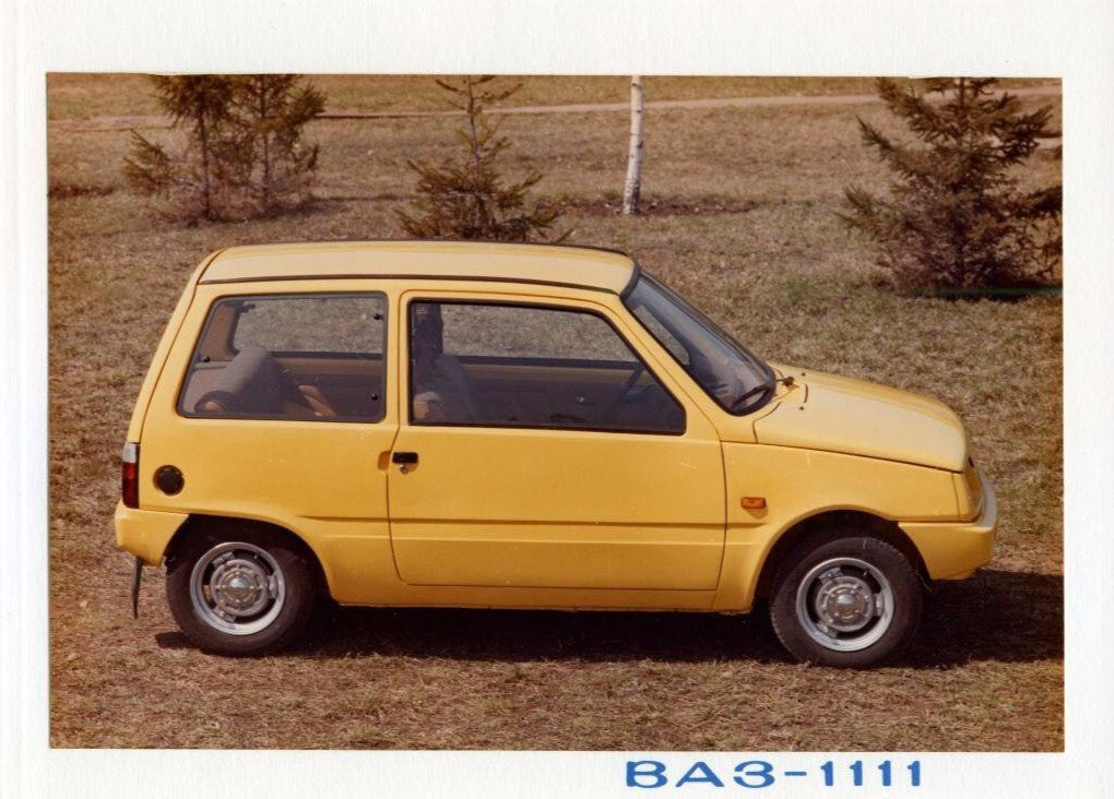 Ока или ВАЗ-1111 – один из тех автомобилей, который в равной степени испытывал и народную любовь, и подвергался жесточайшей критике.-2