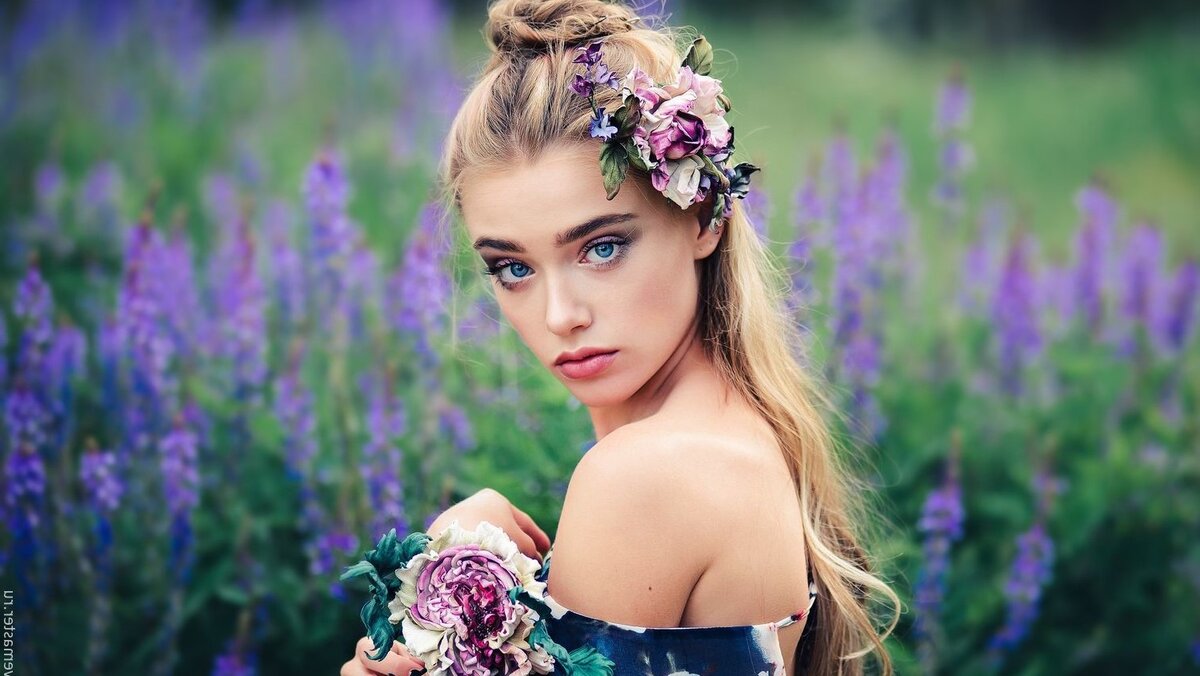 Драгоценный гороскоп на январь 2023 года. Камень покровитель для знака Лев - опал. Видео о камне в подборке канала «Самоцветы». Фото в свободном доступе  