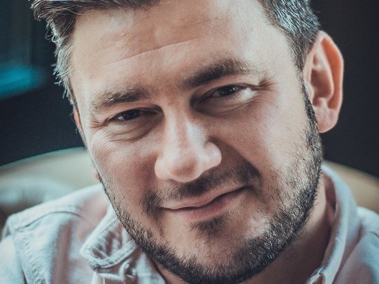     ДМИТРИЙ ГЛУХОВСКИЙ (ПРИЗНАН В РОССИИ ИНОАГЕНТОМ). ФОТО: WIKIPEDIA.ORG.