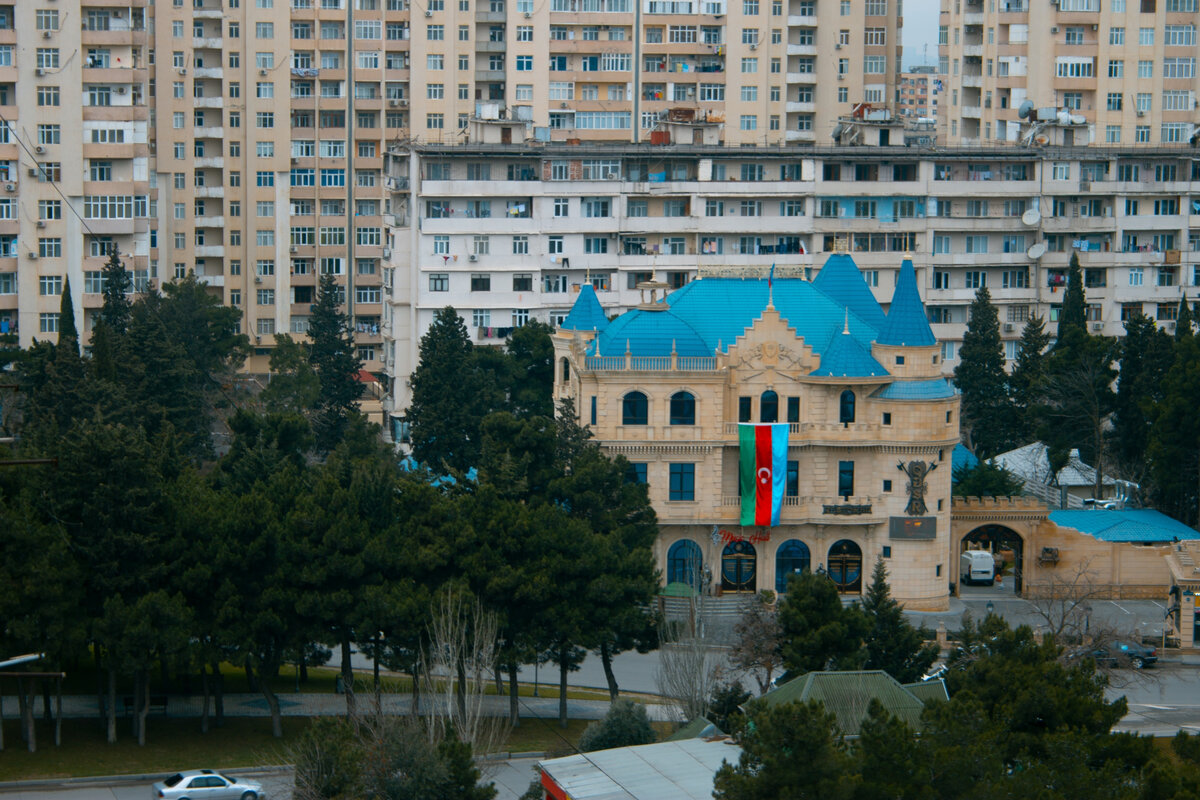 Советское наследие нетрудно заметить. Фото: Hasan Sultanov, Unsplash