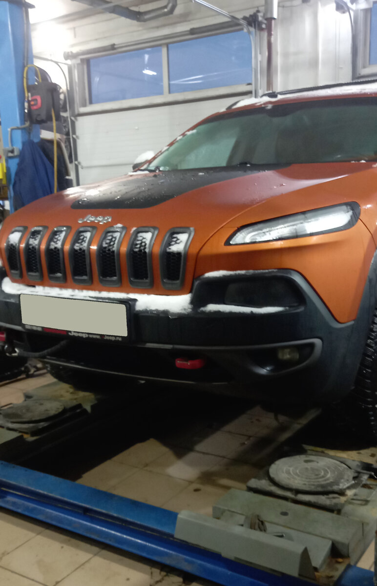 Jeep Cherokee KL в тех центре Территория Jeep.