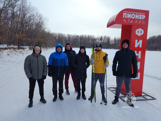     Сотрудники МЧС создали спортивную «Лигу чемпионов» в Хабаровске. ФОТО: МЧС по Хабаровскому краю