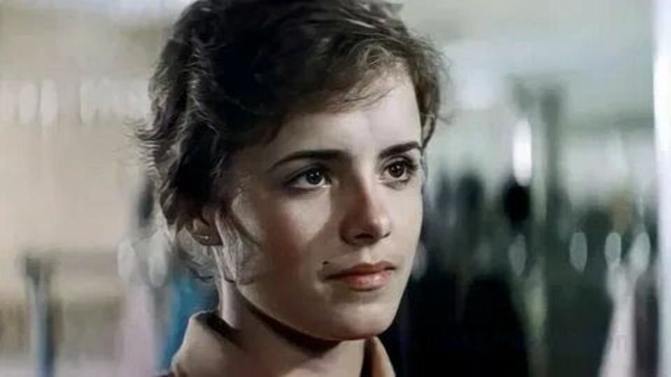 У Павла Любимова есть мой любимый фильм «Женщины» - такой вот каламбур. Как будто и не фильм вовсе, а история женщин, которые вот так жили, вот такое пережили.