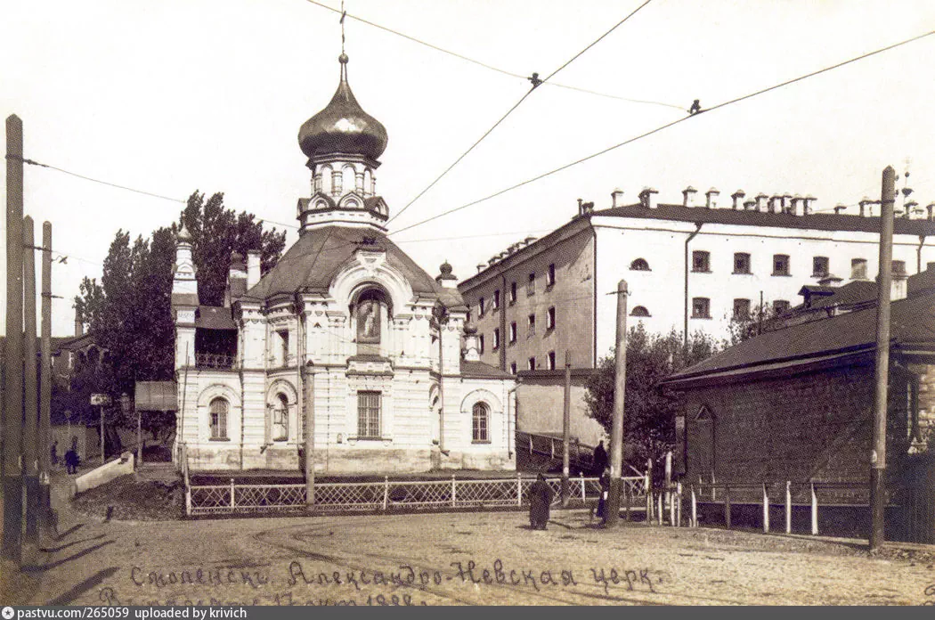 так выглядел храм при тюрьме.