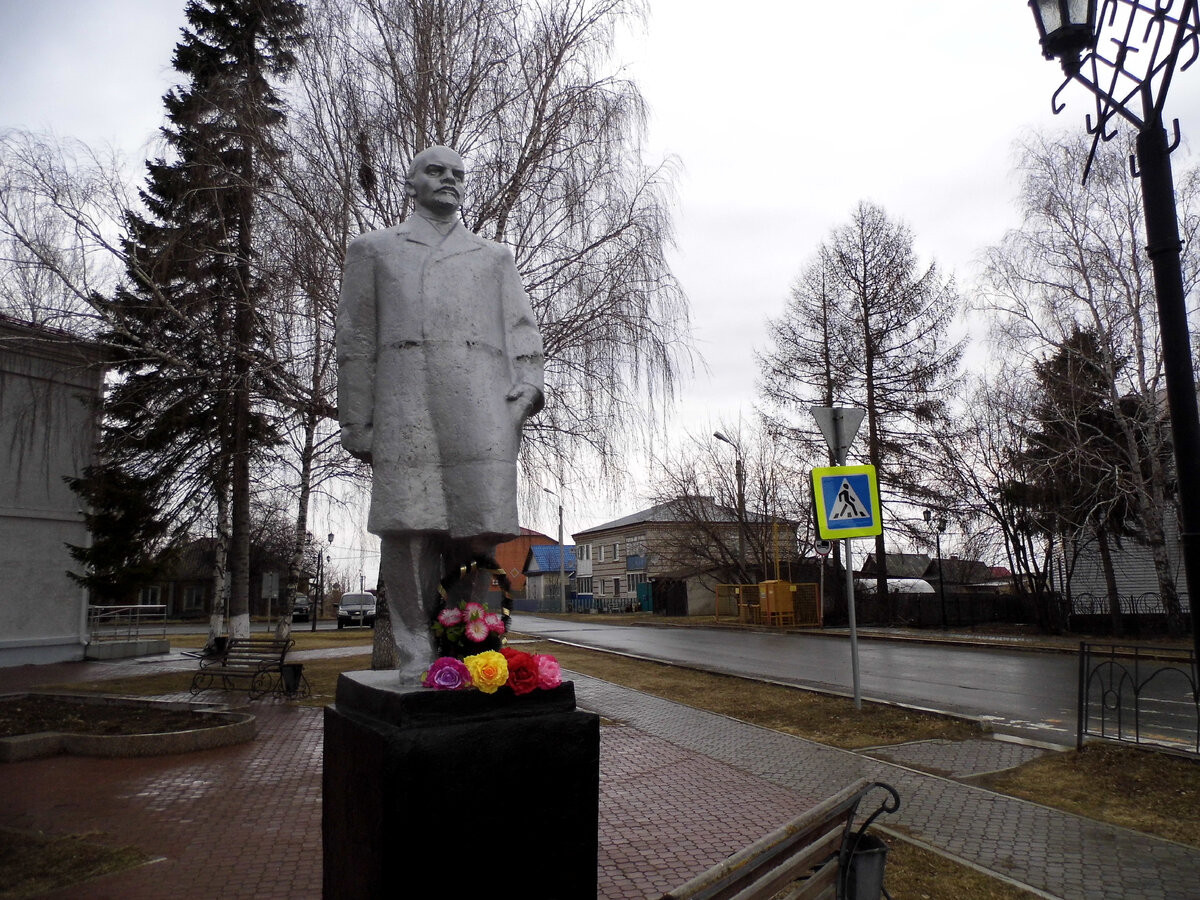 Сколько памятников Ленину существует или статистика в честь дня рождения  Вождя революции | НАПРАВЛЕНИЕ - РОССИЯ | Дзен