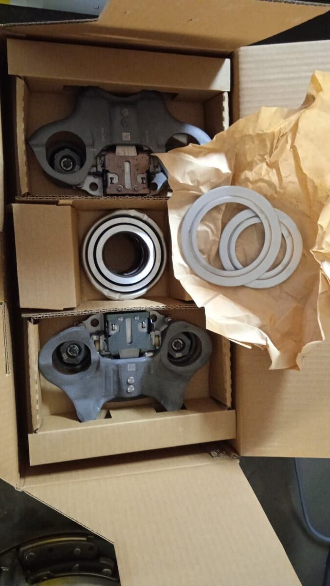 Комплект вилок и выжимной подшипник luk 6dct250