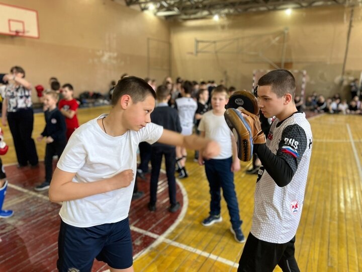     Фото: соцсеть ВКонтакте, группа "Тайский Бокс Серпухов, Кремёнки"