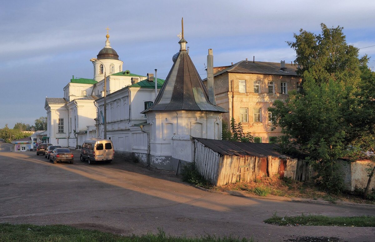 Арзамасский Николаевский женский монастырь. Дата основания - 1580 год. 