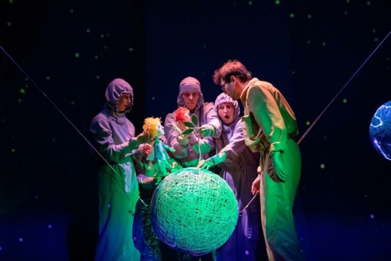    2 июля Оренбургский областной театр кукол даст благотворительный спектакль Марина Шарт