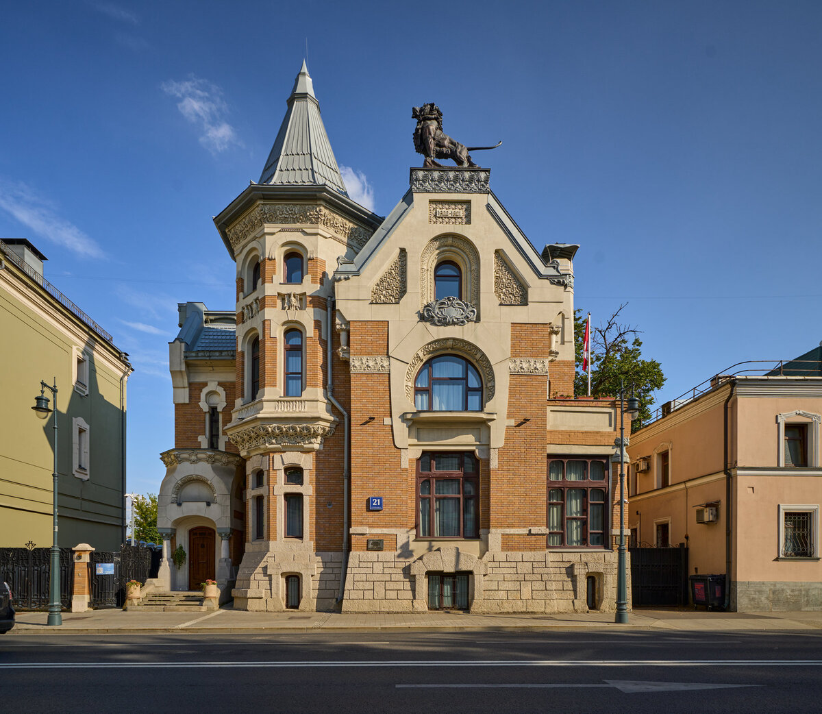 Особняк кекушевой в москве. Особняк маргариты на остоженке. Особняк анны кекушевой на остоженке. Особняк кекушевой, москва, кекушев. Особняк маргариты на остоженке.