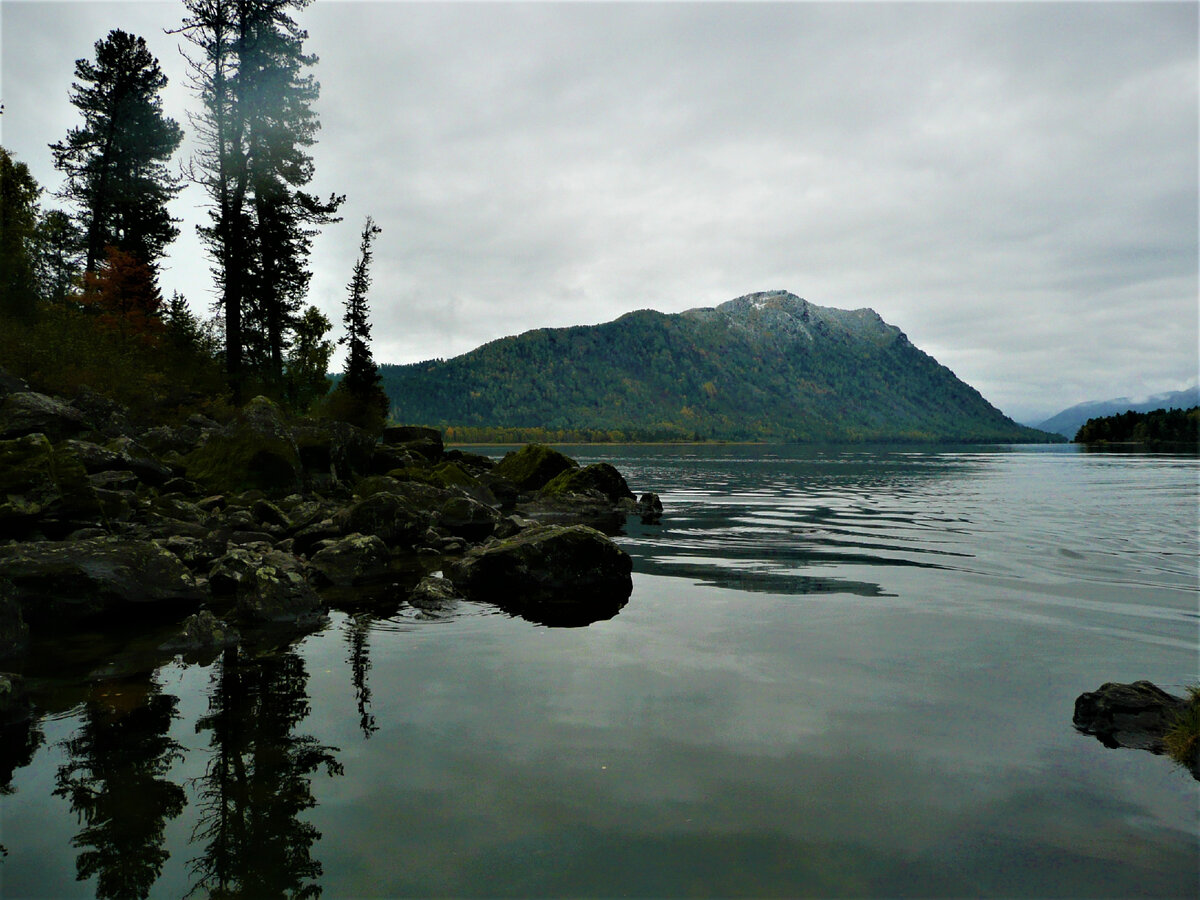 Телецкое озеро в мае фото