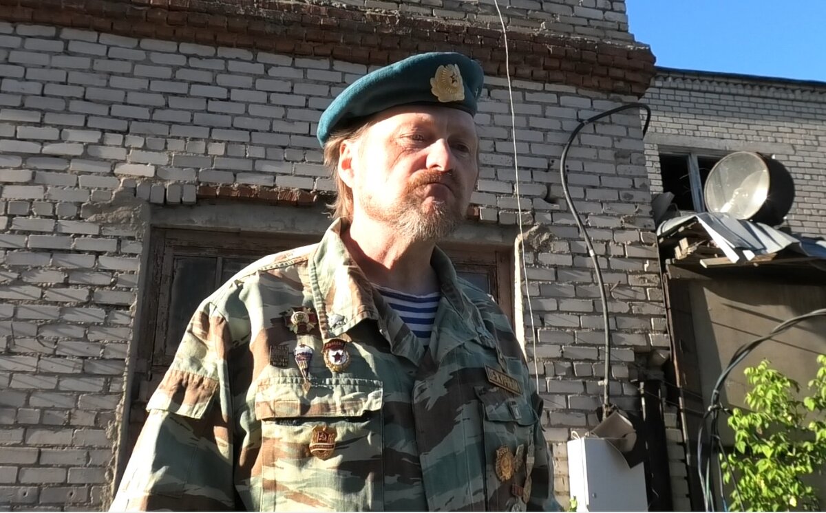 Прапор Зикидухин. (Александр Елизарэ. Фото автора)