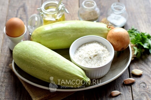 Продукты для кабачковых оладушек с луком