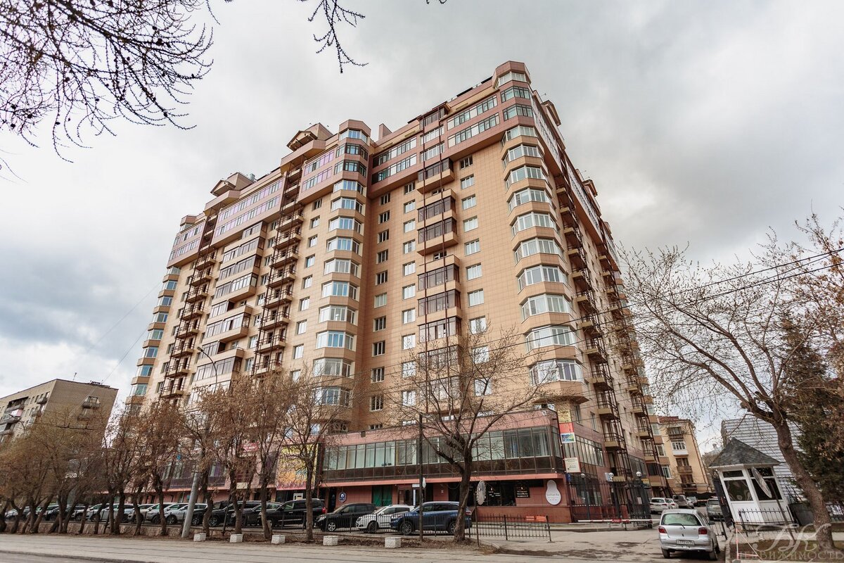 Романова, 39, ЖК "Солярис"