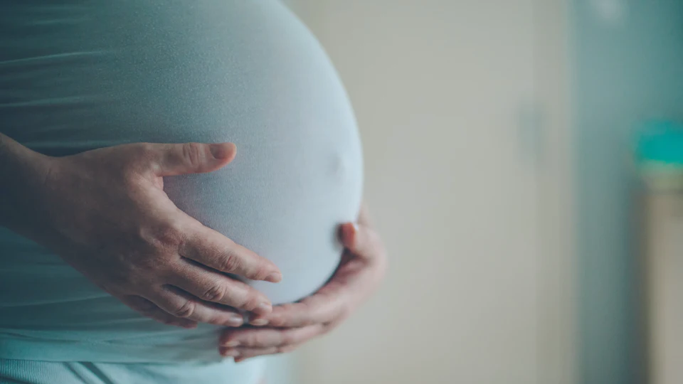 Боли внизу живота при беременности  