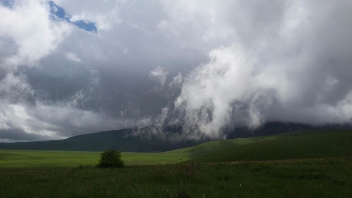 Горы Жуалынского района. Казахстан.