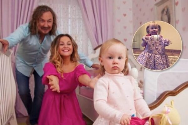 Игорь Николаев, Юлия Проскурякова и дочка Вероника, фото с сайта https://customs.news