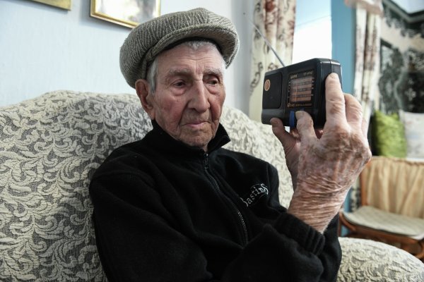 А вот так живут у нас пенсионеры.