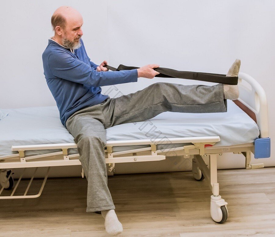 Брошюра для пациентов с эндопротезированием тазобедренного сустава. Реабилитация после эндопротезирования тазобедренного сустава. Встать на ноги после операции. Встать на ноги после операции. Ходунки для взрослого с переломом.