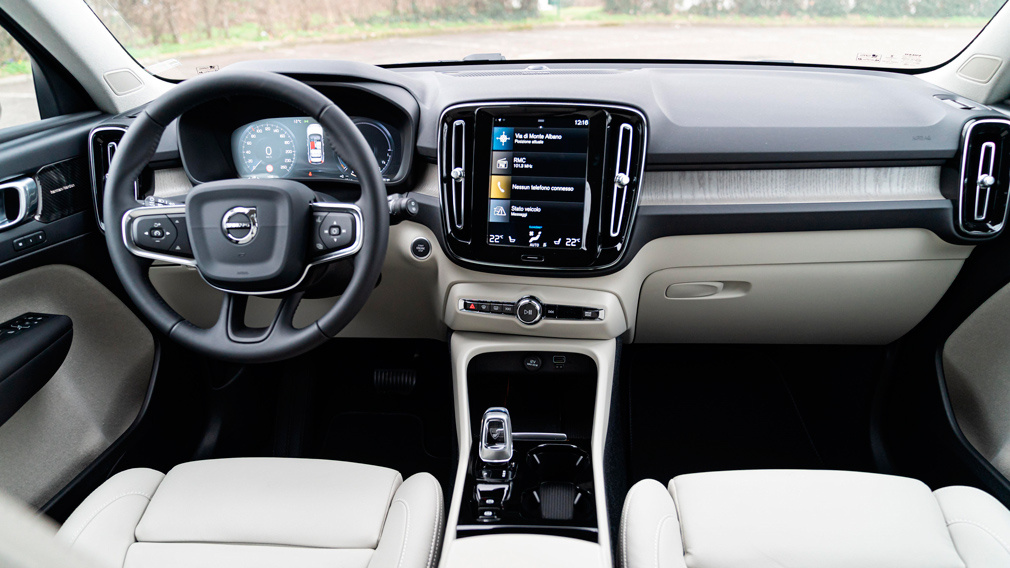 Volvo XC40