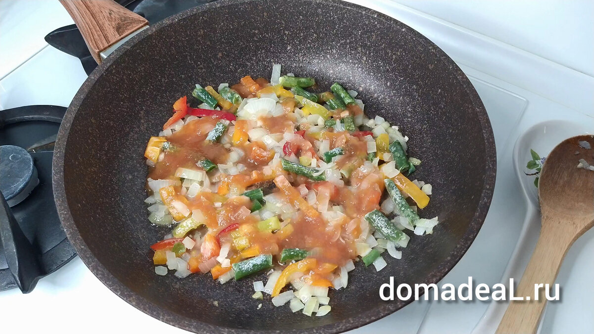 тушим овощи с протертыми томатами