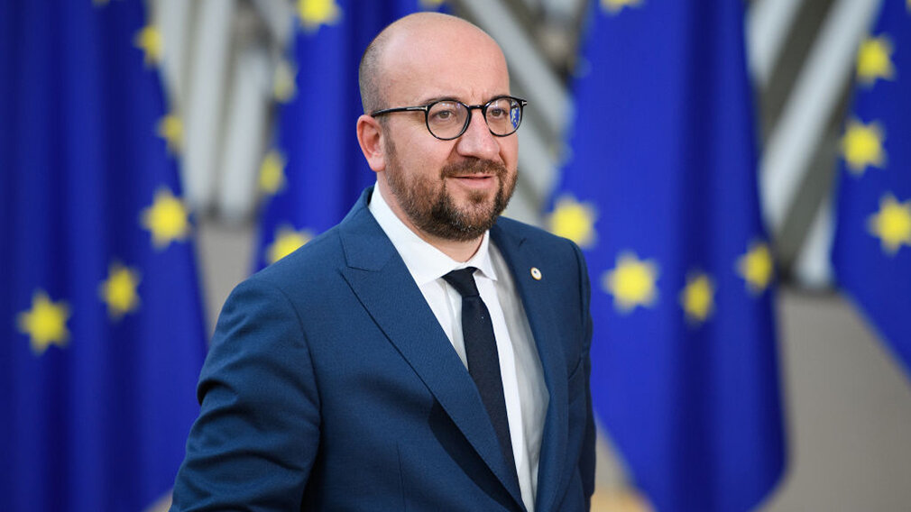 "The detainment of Alexey #Navalny upon arrival in Moscow is unacceptable.  
I call on Russian authorities to immediately release him."